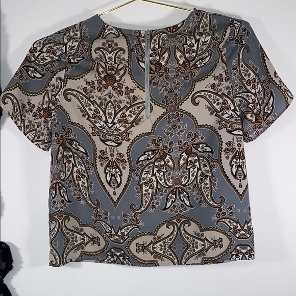 Vintage Paisley Print Short Sleeve Top - Picture 5 of 6